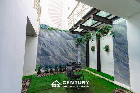 KEHAD FA ISOLATED : 6 bed luxury Beach Front Pool Villas