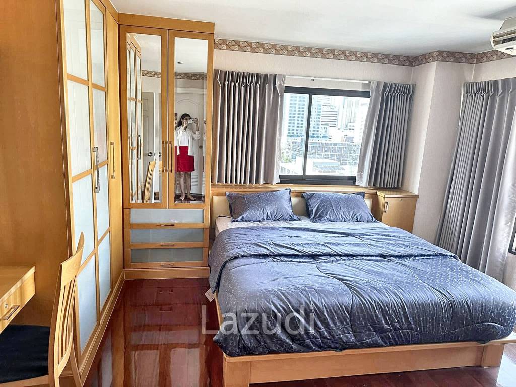 3 Bed 2 Bath 108 SQ.M Baan Ploenchit