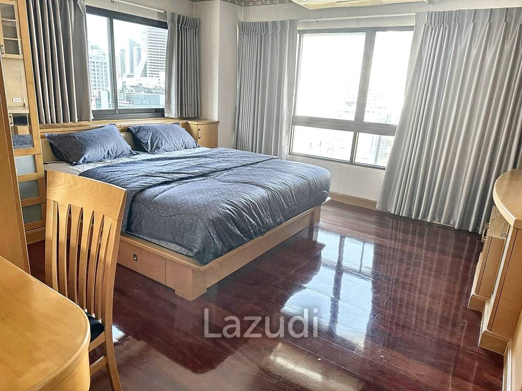 3 Bed 2 Bath 108 SQ.M Baan Ploenchit