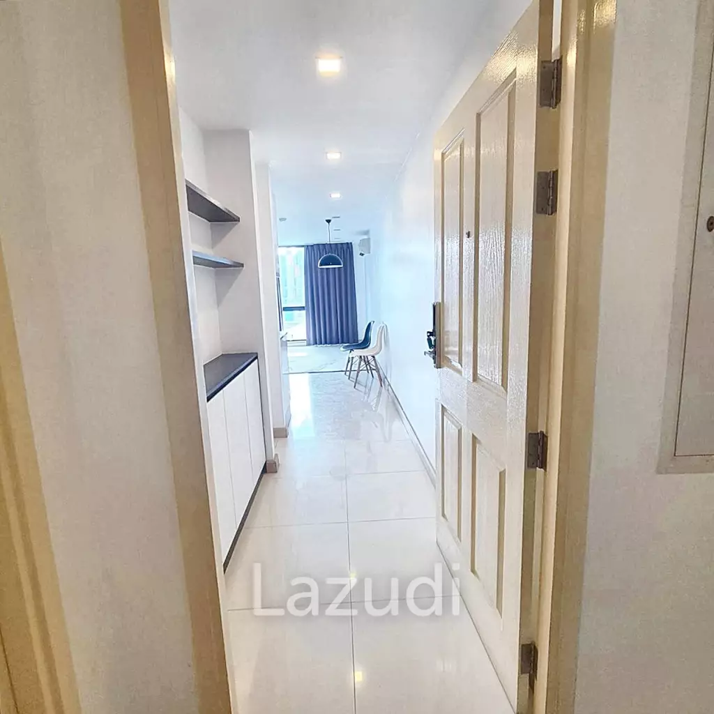 1 Bed 1 Bath 39 SQ.M The ACE Ekamai