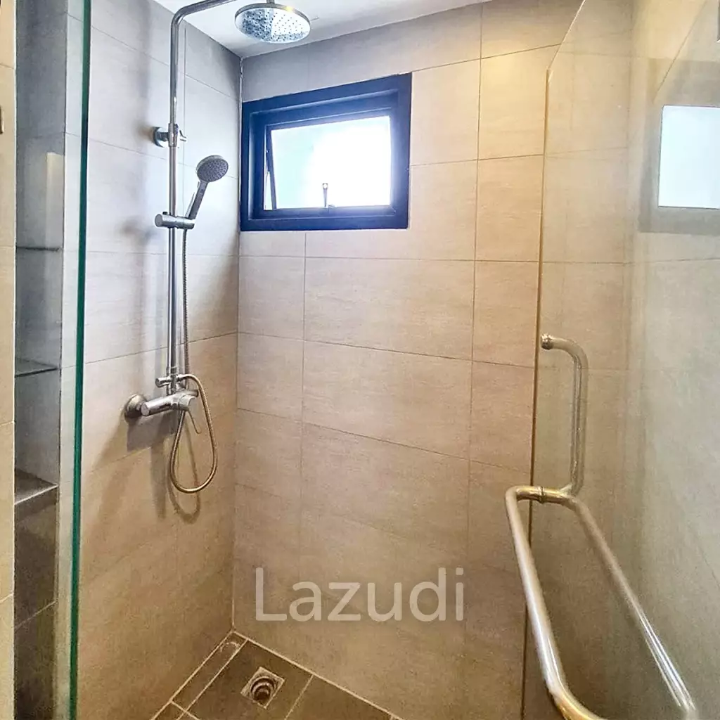 1 Bed 1 Bath 39 SQ.M The ACE Ekamai