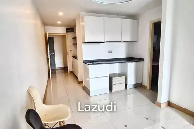 1 Bed 1 Bath 39 SQ.M The ACE Ekamai