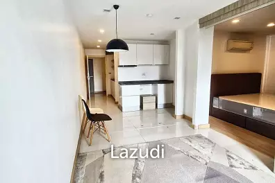 1 Bed 1 Bath 39 SQ.M The ACE Ekamai