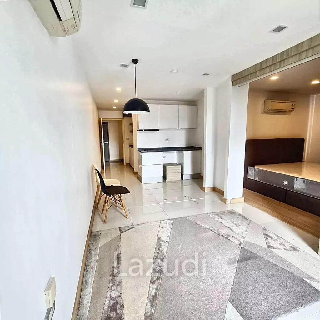 1 Bed 1 Bath 39 SQ.M The ACE Ekamai