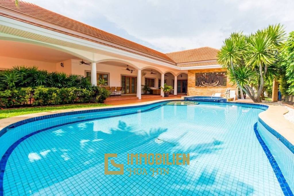Siam Villa / Soi 116: 3 Schlafzimmer Villa