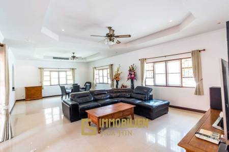 Siam Villa / Soi 116: 3 Schlafzimmer Villa