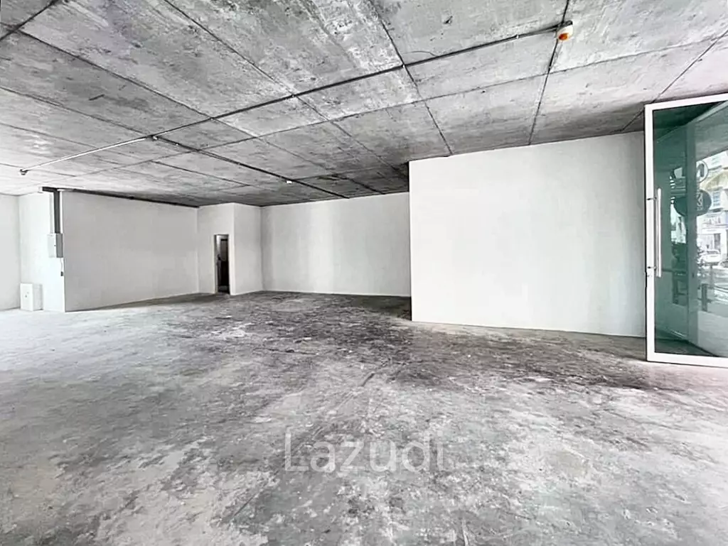 Retail spaces for rent in Pakkret/ Muangthong Thani