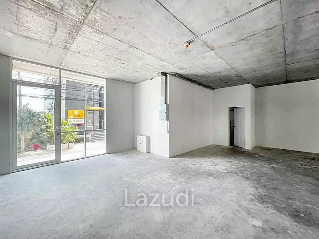 Retail spaces for rent in Pakkret/ Muangthong Thani