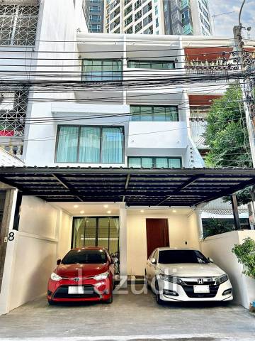 6 Bed 7 Bath 320 SQ.M Townhouse at Sathorn 21