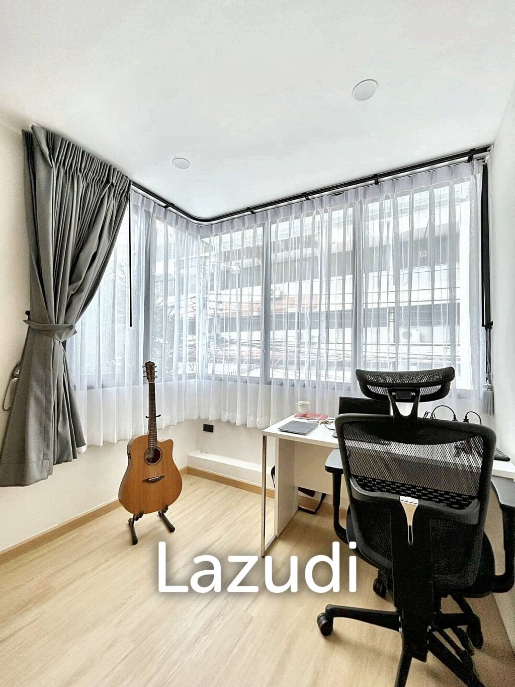 6 Bed 7 Bath 320 SQ.M Townhouse at Sathorn 21
