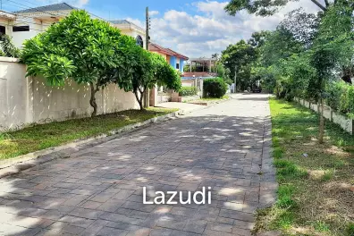 4 Bed 6 Bath 1,372 SQ.M Meuangthong Garden 2