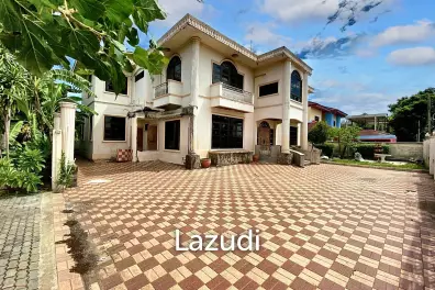 4 Bed 6 Bath 1,372 SQ.M Meuangthong Garden 2
