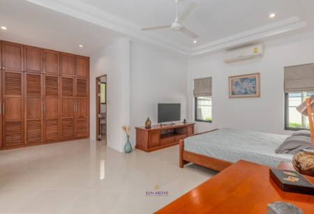 5 Bedroom Villa For Rent In Chalong