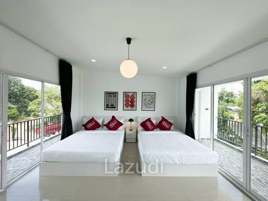 6 Beds 5 Baths 350 SQ.M. House in East Pattaya