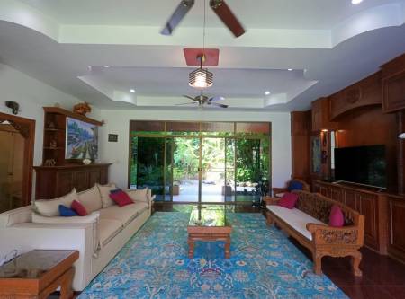 2,000 sqm land, 4 Bedroom Pool Villa in Chalong near Big Buddha Phuket