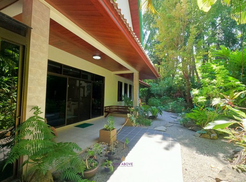 2,000 sqm land, 4 Bedroom Pool Villa in Chalong near Big Buddha Phuket