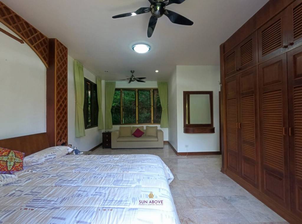 2,000 sqm land, 4 Bedroom Pool Villa in Chalong near Big Buddha Phuket