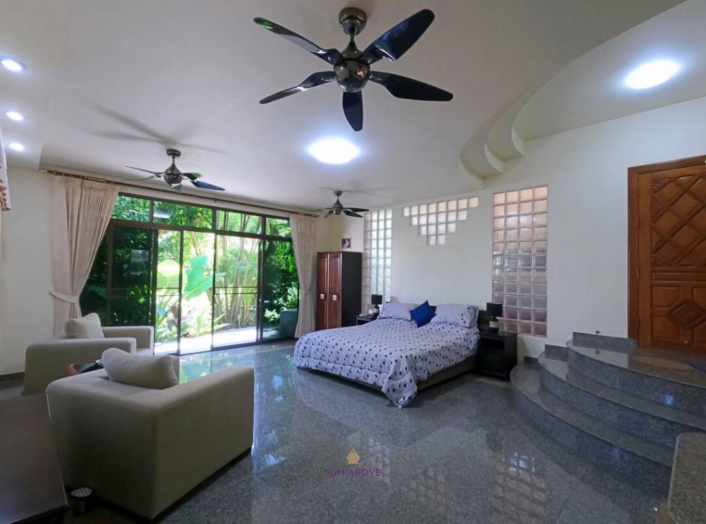 2,000 sqm land, 4 Bedroom Pool Villa in Chalong near Big Buddha Phuket