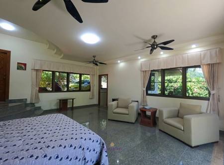 2,000 sqm land, 4 Bedroom Pool Villa in Chalong near Big Buddha Phuket