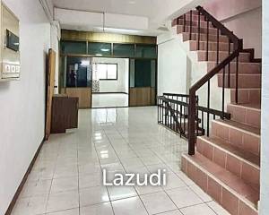 Commercial building for sale/rent in Bangna