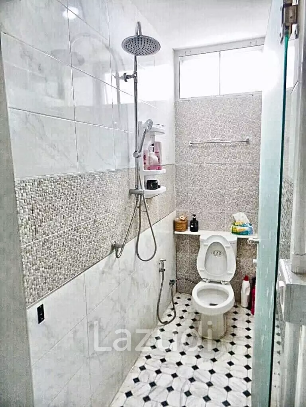 Commercial building for sale/rent in Dindaeng
