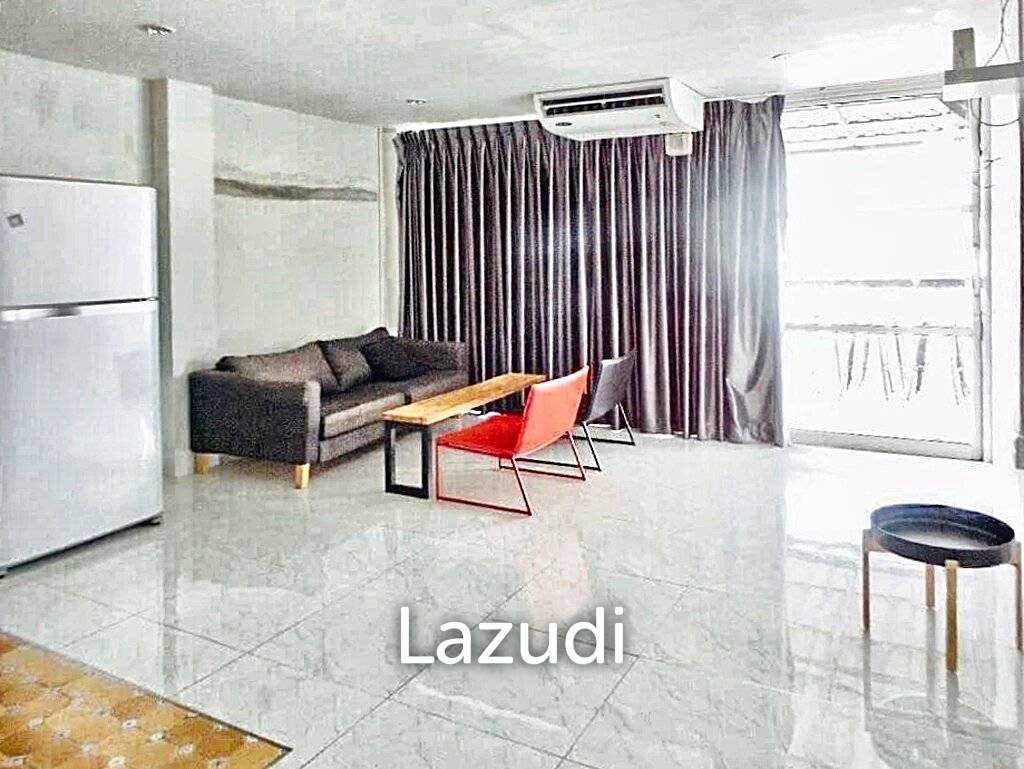 Commercial building for sale/rent in Dindaeng