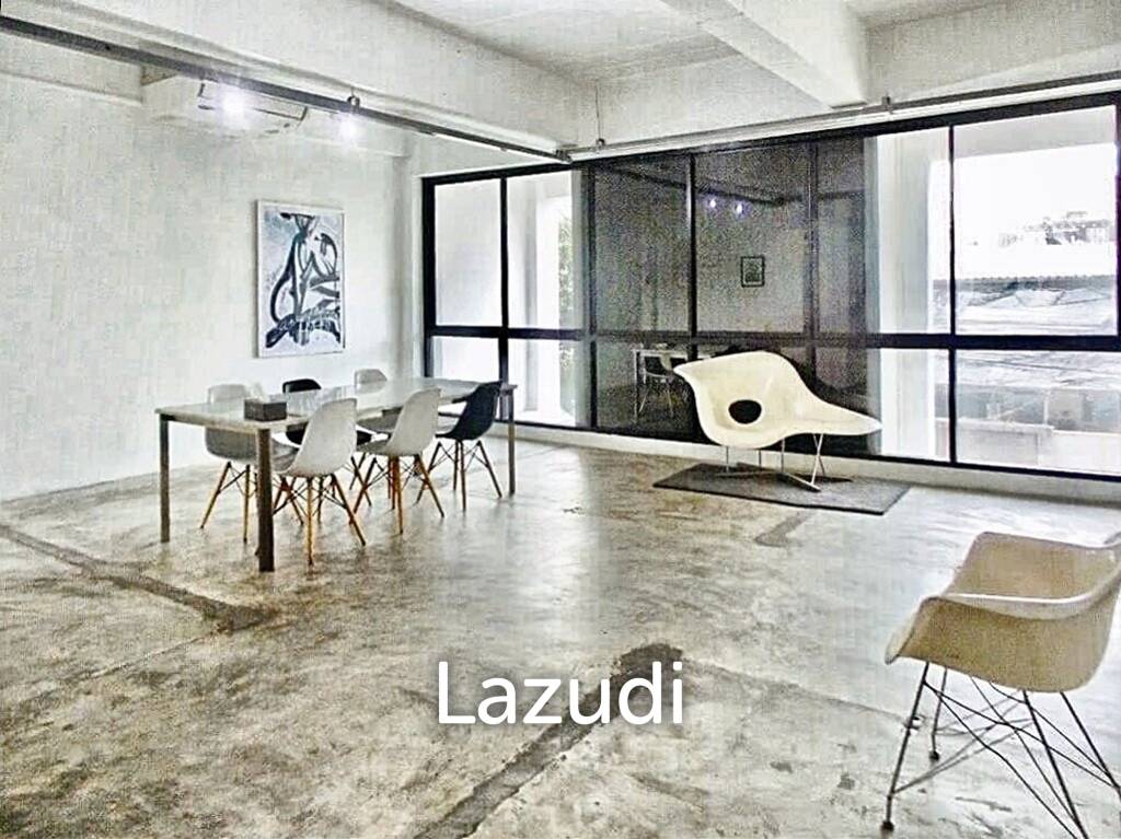 Commercial building for sale/rent in Dindaeng