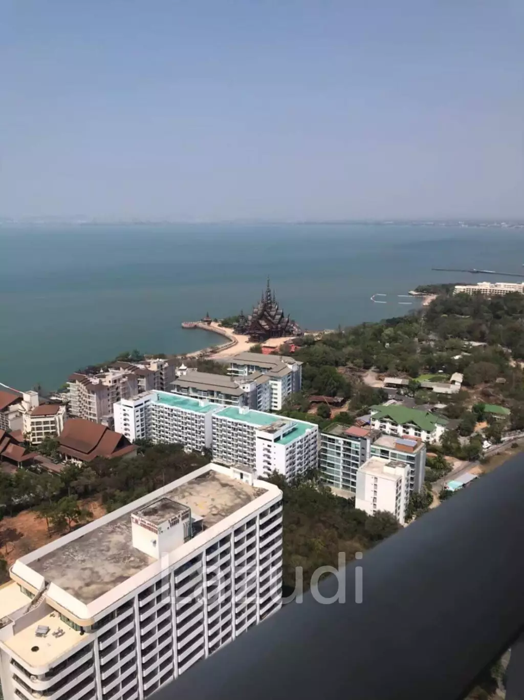 1 Br for sale at Wongamat