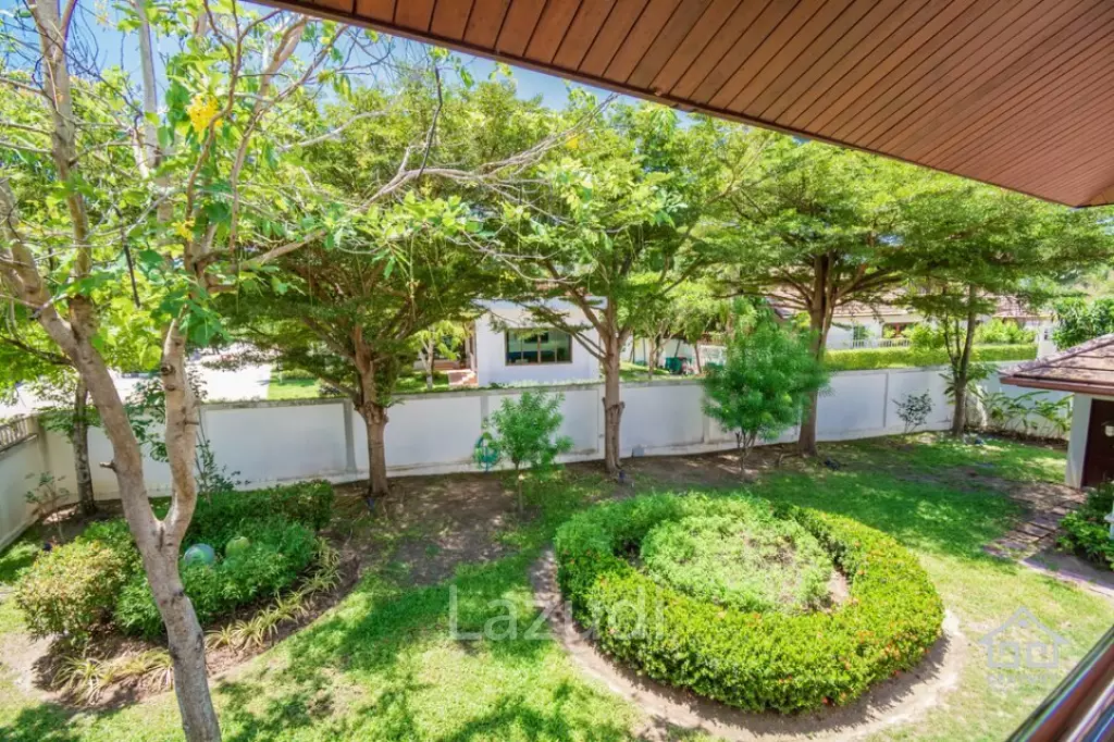 HILLSIDE HAMLET 3 : Quality 4 bed pool Villa