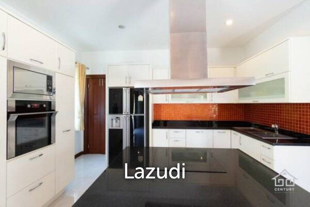 HILLSIDE HAMLET 3 : Quality 4 bed pool Villa