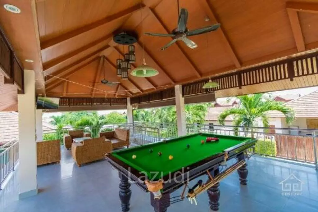 HILLSIDE HAMLET 3 : Quality 4 bed pool Villa