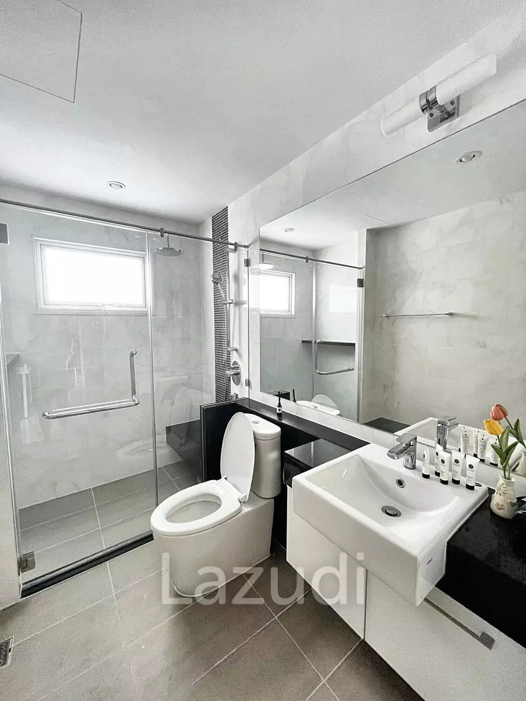 2 Bed 2 Bath 99 SQ.M Supalai Riva Grande