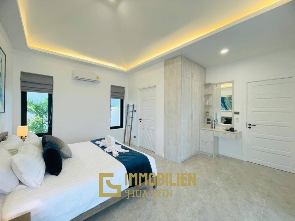 Botanica : 3 Bed 3 Bath Pool Villa - New Development