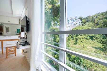 1 Bedroom 33.95 SQM. Kata Ocean View Condo