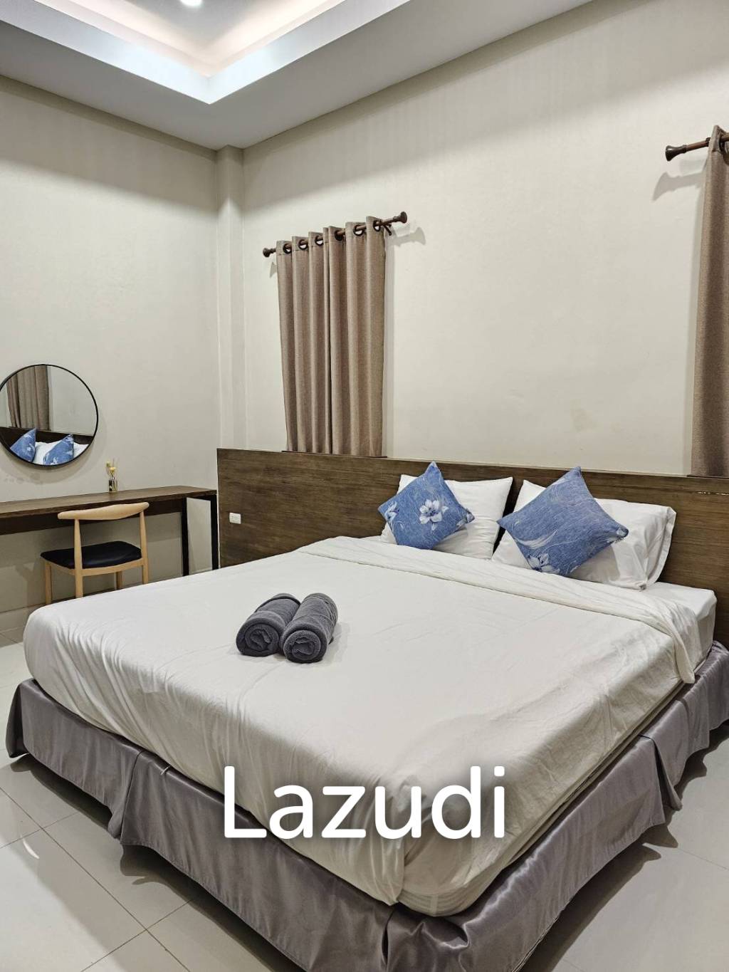 12 Beds 8 Baths 720 SQ.M. Pool Villas Pattaya Park