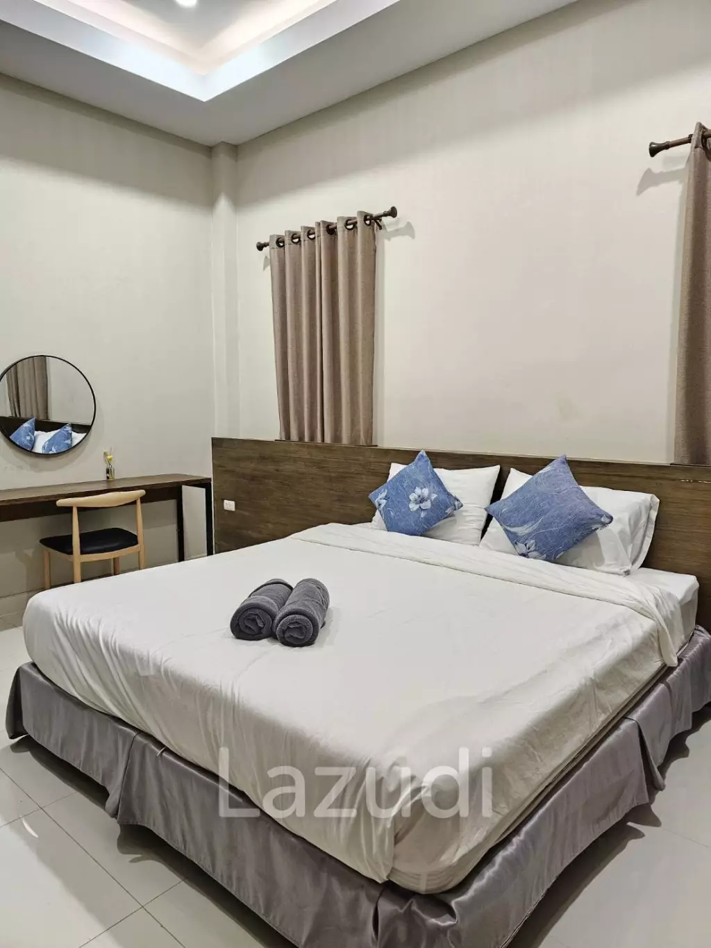 12 Beds 8 Baths 720 SQ.M. Pool Villas Pattaya Park