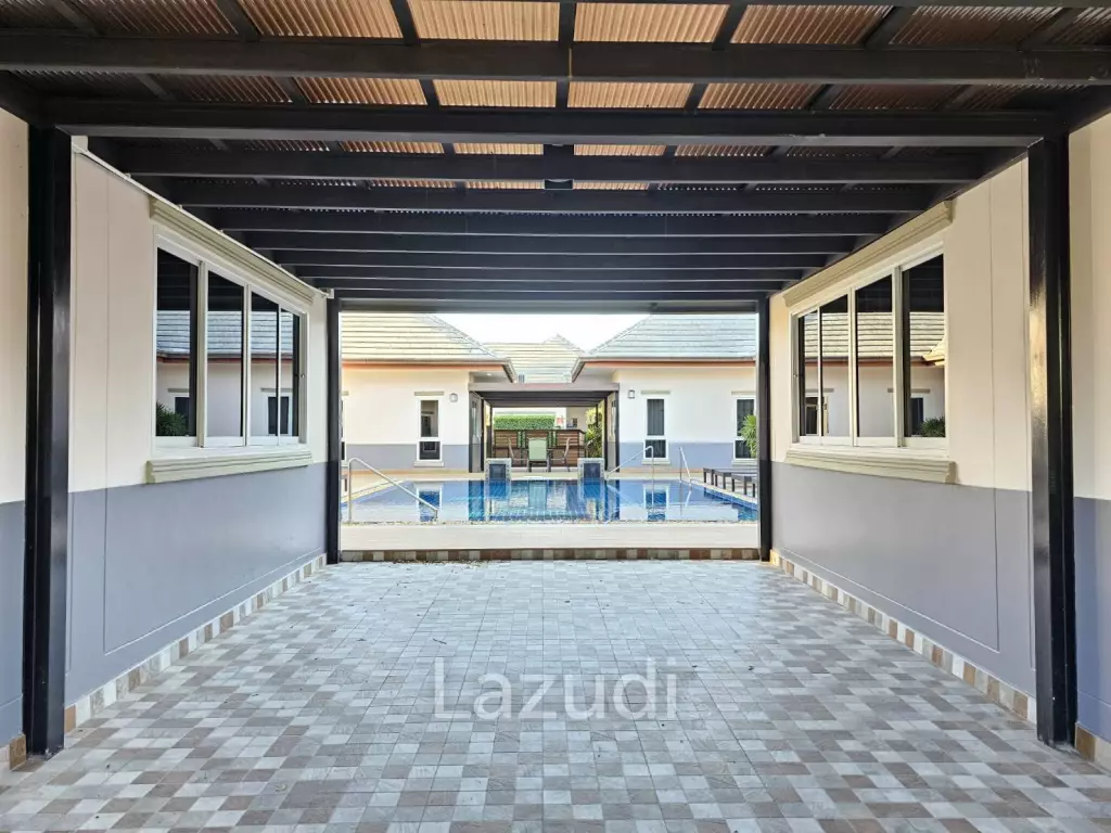 12 Beds 8 Baths 720 SQ.M. Pool Villas Pattaya Park