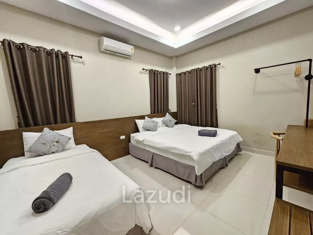 12 Beds 8 Baths 720 SQ.M. Pool Villas Pattaya Park