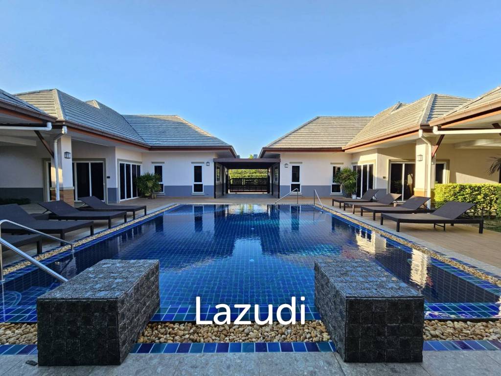 12 Beds 8 Baths 720 SQ.M. Pool Villas Pattaya Park