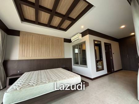 Sea view 3Bedrooms Luxury Pool Villa in Chalong