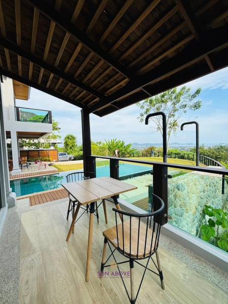 Sea view 3Bedrooms Luxury Pool Villa in Chalong