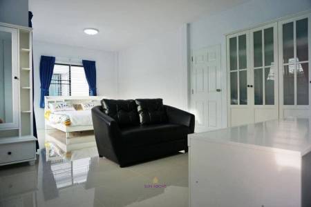 2 Story 3 Bed House For Rent in Muang Phuket