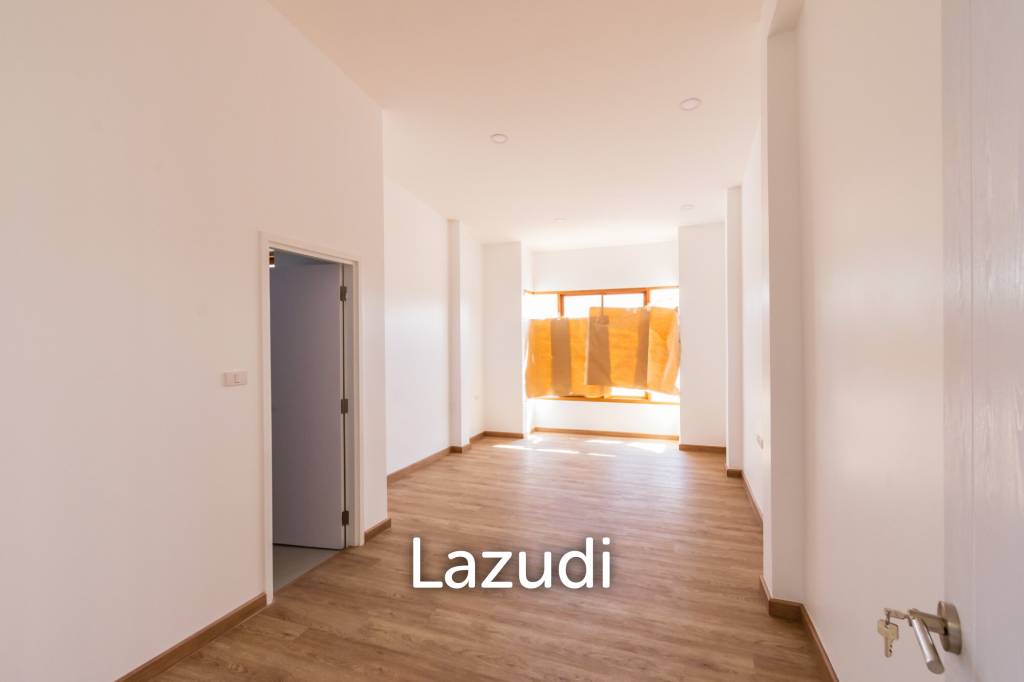 3 Bed 3 Bath 100 SQ.M Baan Somdul 2
