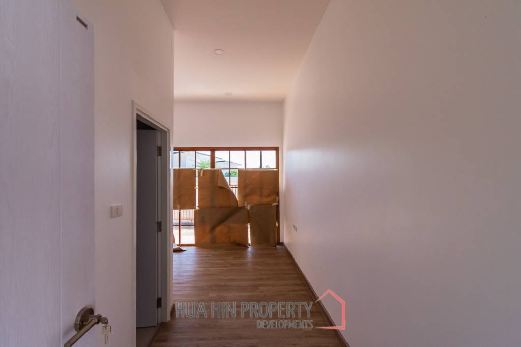 3 Bed 3 Bath 100 SQ.M Baan Somdul 2