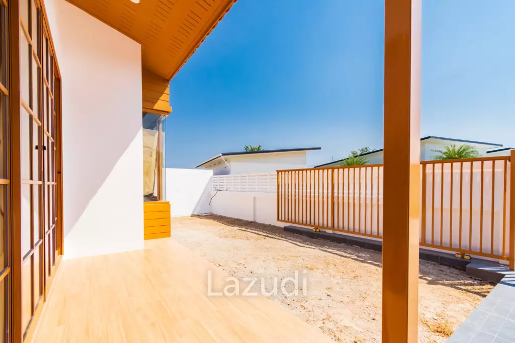 3 Bed 3 Bath 100 SQ.M Baan Somdul 2