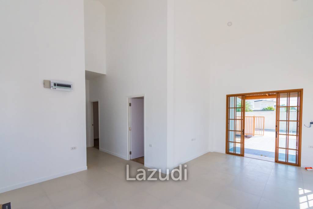 3 Bed 3 Bath 100 SQ.M Baan Somdul 2
