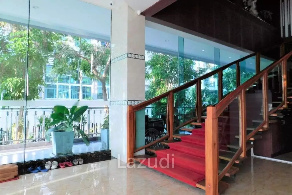 For Sale Luxury hotel 4-Star Retreat!