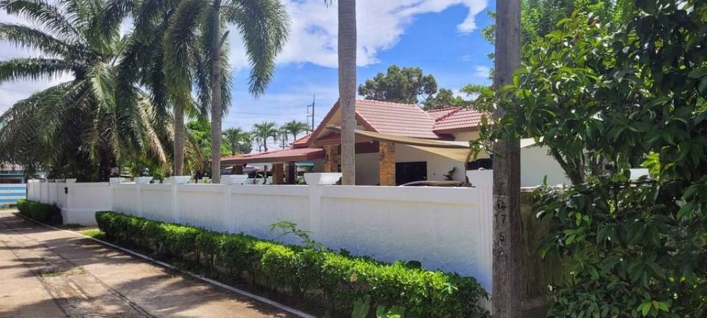 3 Bedroom Villa For Sale In Chalong