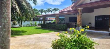 3 Bedroom Villa For Sale In Chalong