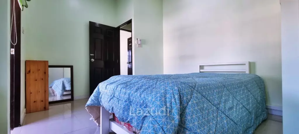 4 Beds 3 Baths 275 SQ.M. Ban Baramee